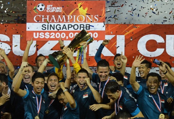 Kết thúc AFF SUzuki Cup 2012: Đội vô địch: Singapore - 200 ngàn USD Hạng Nhì: Thái Lan - 75.000 USD Đồng hạng Ba: Philippines, Malaysia – 50.000 USD/đội